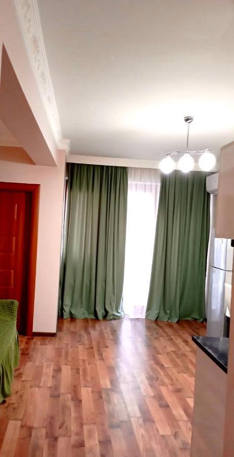 Daniel Sea View Apartment Batum Dış mekan fotoğraf