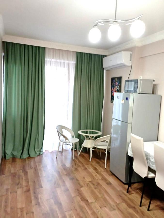 Daniel Sea View Apartment Batum Dış mekan fotoğraf